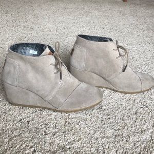 Toms Desert Wedge Boot